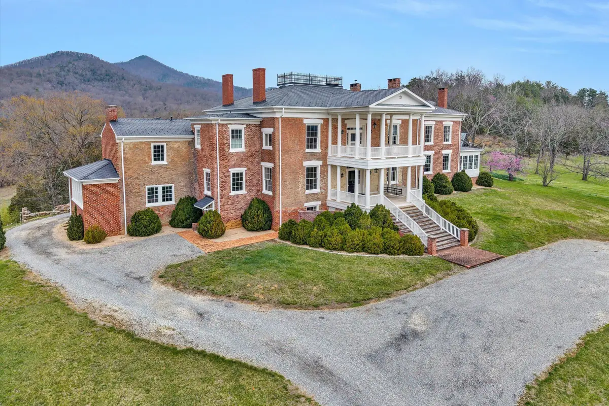 1066 Greyledge Rd, Buchanan, VA 24066 - #1