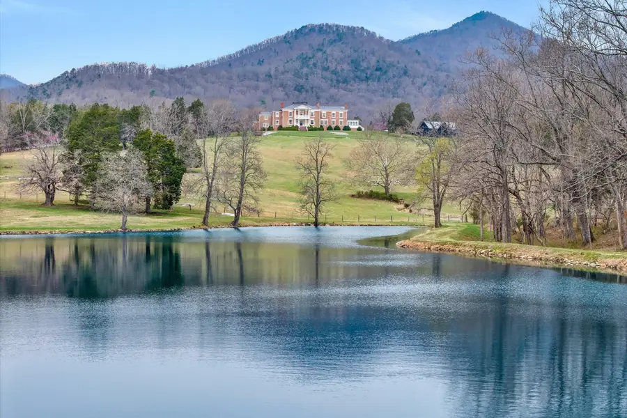 1066 Greyledge Rd, Buchanan, VA 24066 - #3