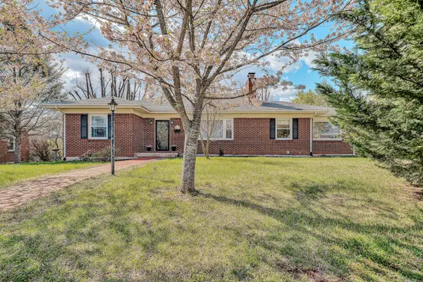 2718 Wilshire Ave Sw, Roanoke, VA 24015