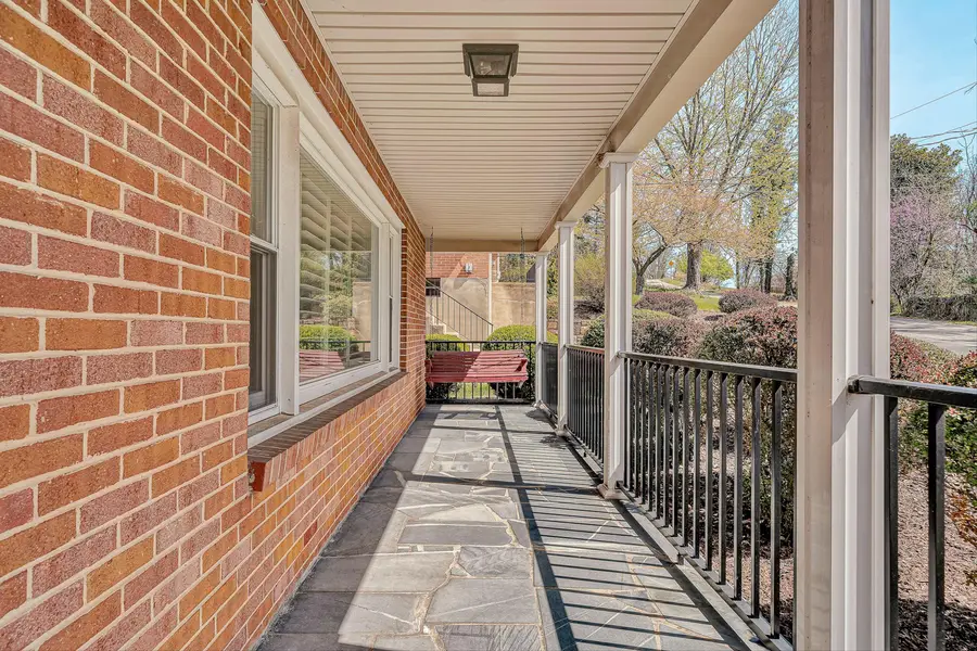 649 Boon St, Salem, VA 24153 - #3