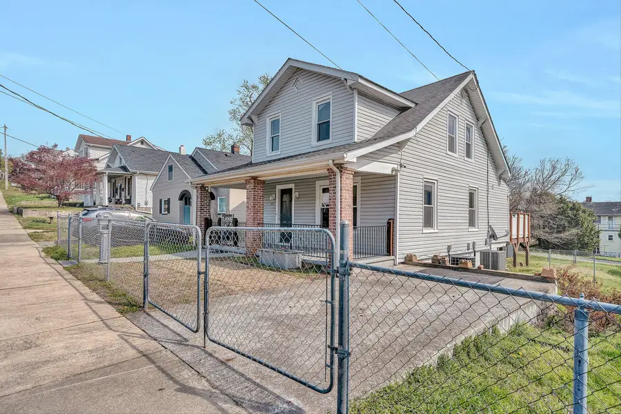 1001 Woodrow Ave Se, Roanoke, VA 24013 - #2