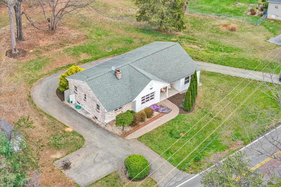 1717 Wirtz Rd, Wirtz, VA 24184 - #3