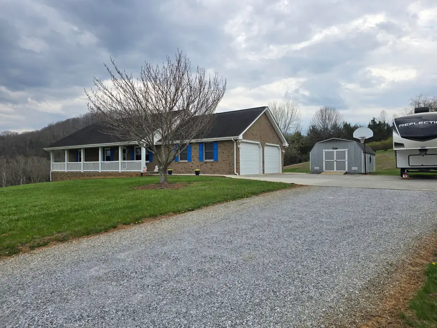 12106 Lee, Buchanan, VA 24066 - #3