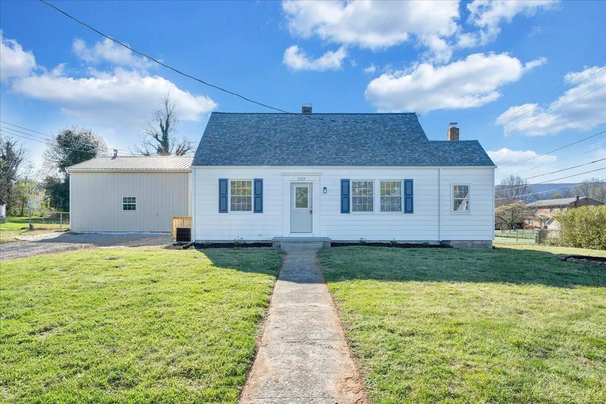 2105 Mountain Ave, Salem, VA 24153 - #1