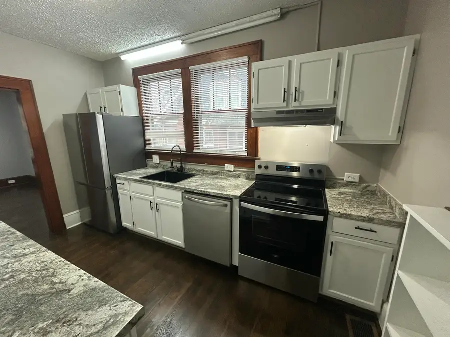 315 S Washington Ave, Pulaski, VA 24301 - #3