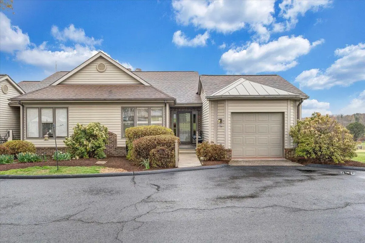 66 Scarlet St, Hardy, VA 24101 - #1