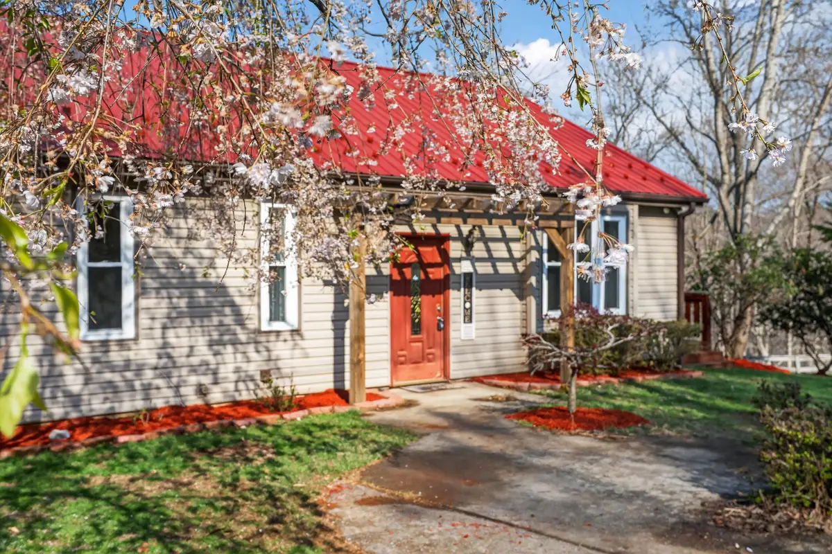 106 E Beaver Dam Ct, Goodview, VA 24095 - #1