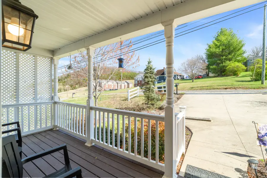 1004 Middlebrook Ave, Staunton, VA 24401 - #2