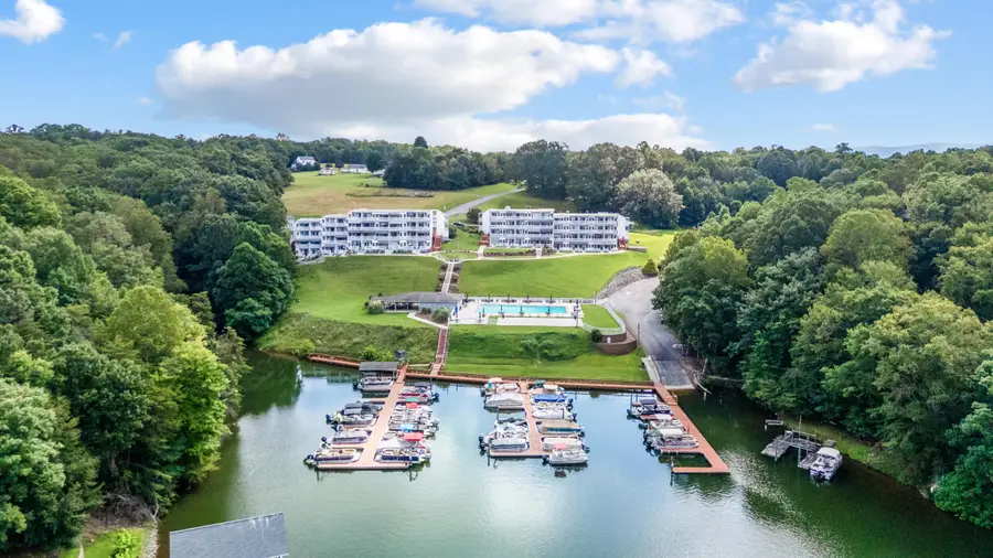 1085 Bluewater #208 Dr, Moneta, VA 24121 - #3