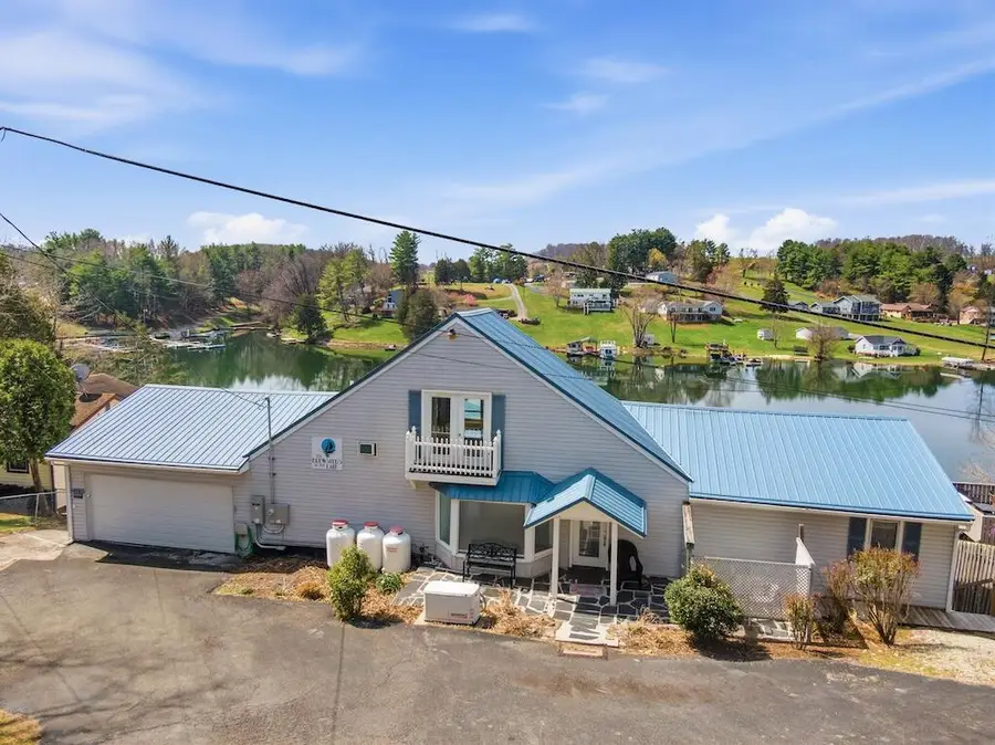 4983 Blue Sky Ln, Dublin, VA 24084 - #3