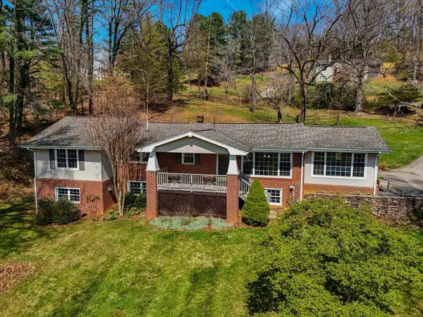 6141 Poage Valley Rd, Roanoke, VA 24018