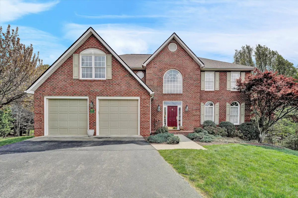 1935 Springmill Rd, Salem, VA 24153 - #1