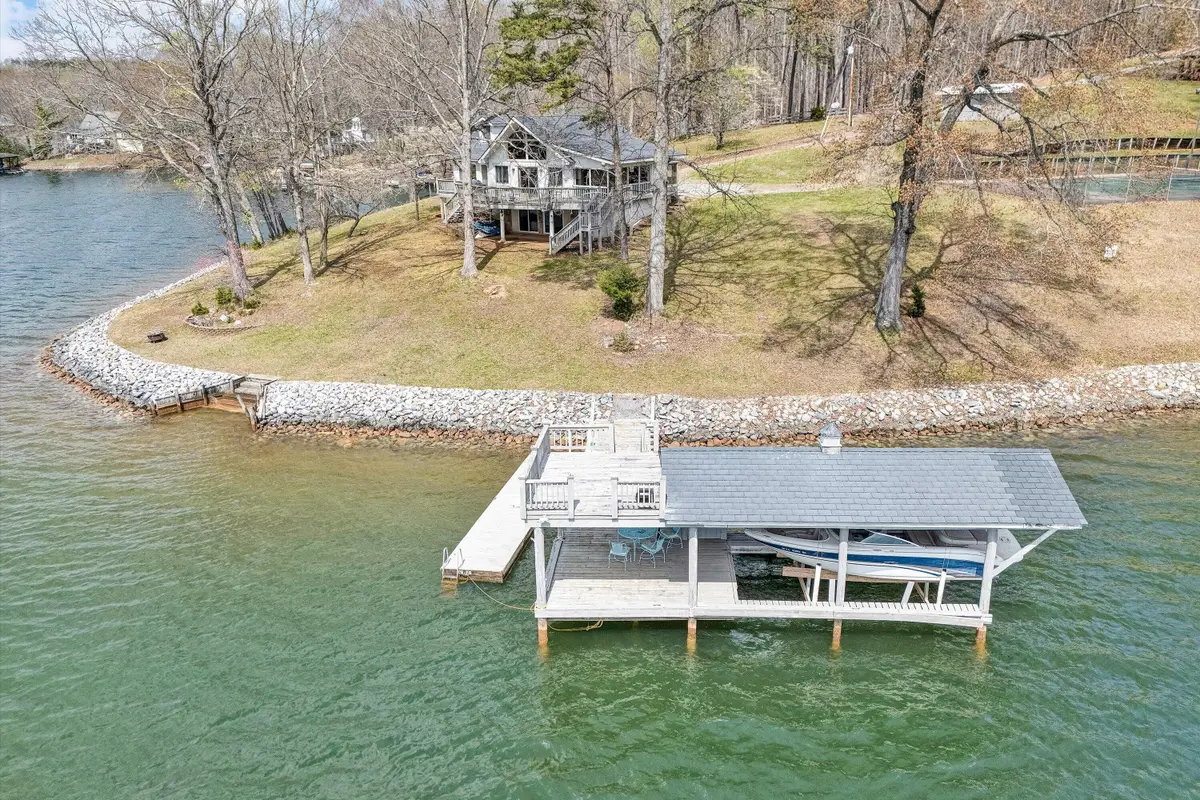 1154 Acorn Dr, Moneta, VA 24121 - #1