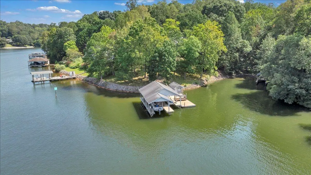 143 Charlotte Ln, Hardy, VA 24101 - #1