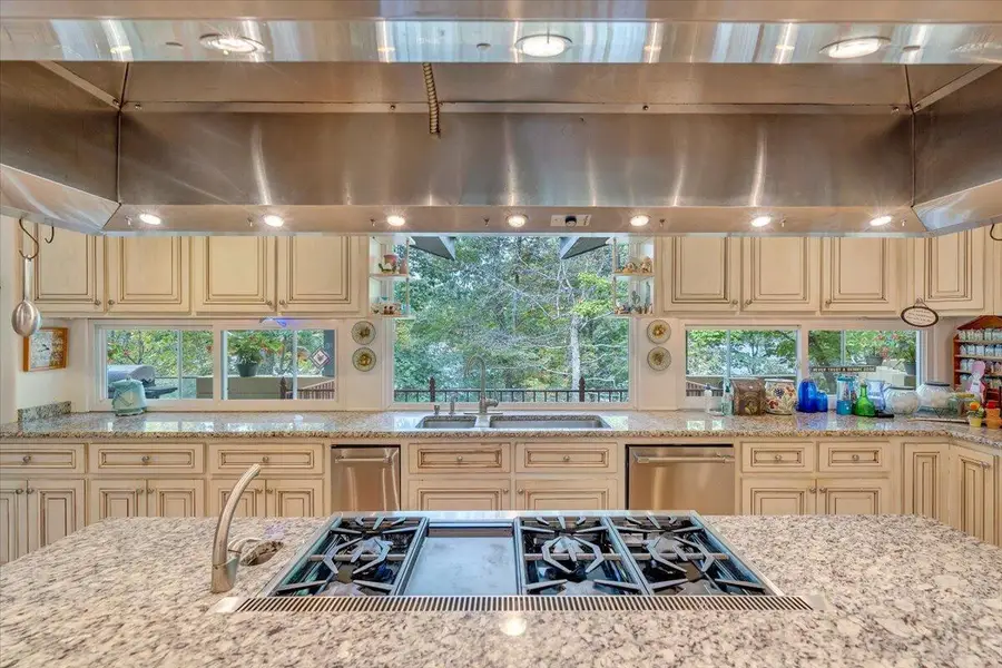 143 Charlotte Ln, Hardy, VA 24101 - #3