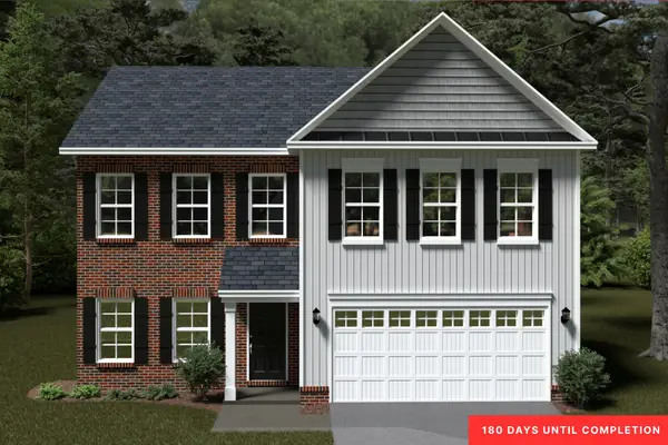 1107 Niagara Rd, Vinton, VA 24179