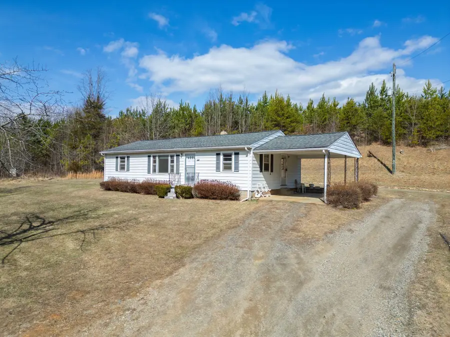 137 Sunnybrook Cir, Bassett, VA 24055 - #3