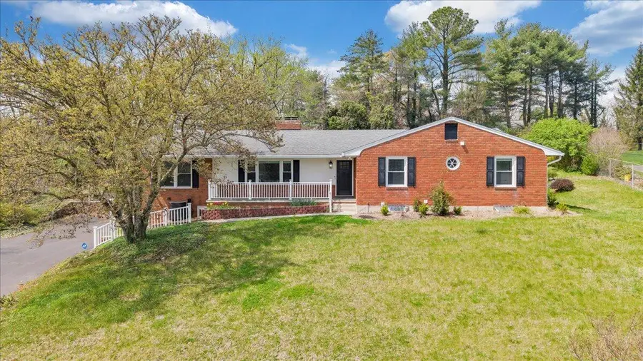 1531 Coral Ridge Rd Sw, Roanoke, VA 24018 - #2