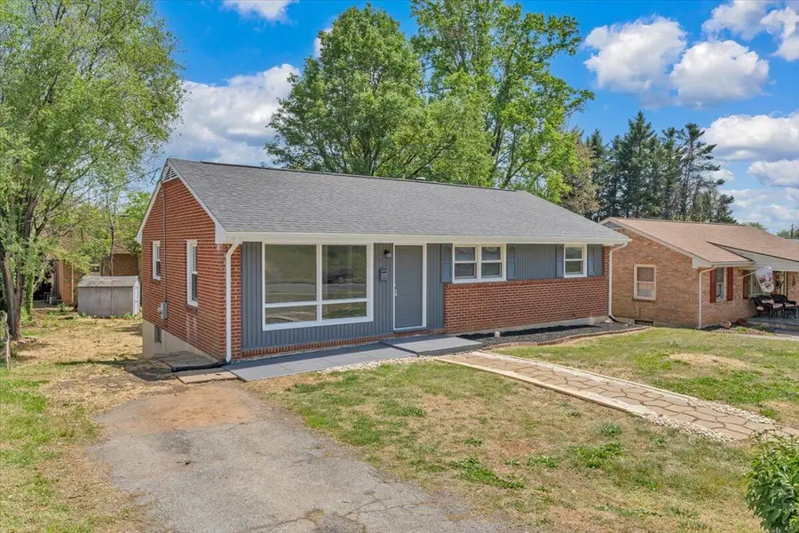 4417 Holmes St Ne, Roanoke, VA 24012 - #2