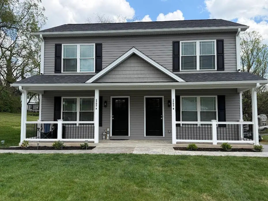 703 Bibb St Ne #A & B, Roanoke, VA 24012 - #1