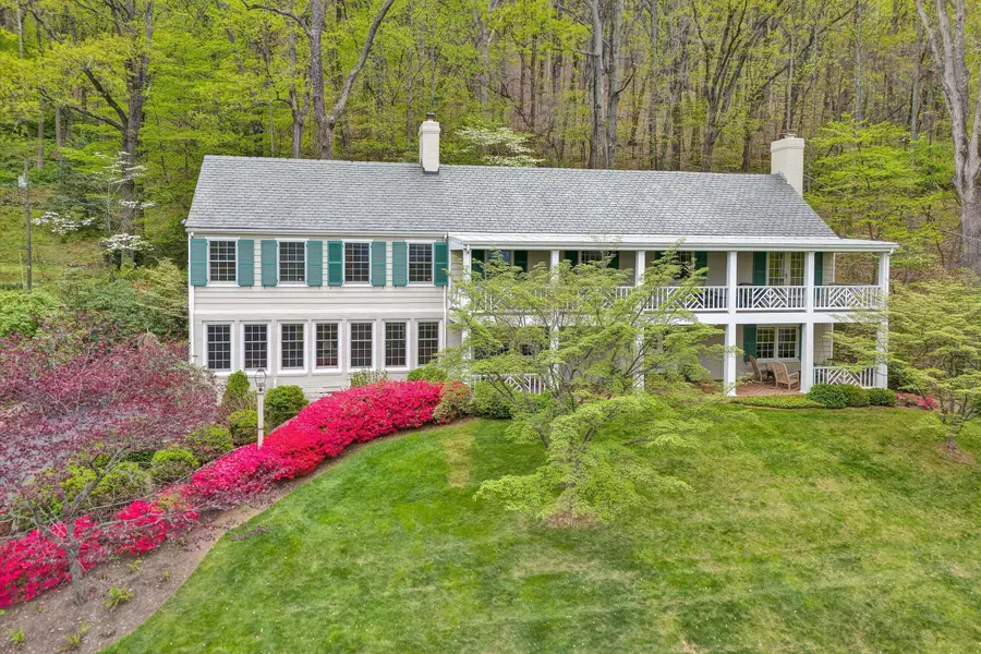 2438 Robin Hood Rd Se, Roanoke, VA 24014 - #2