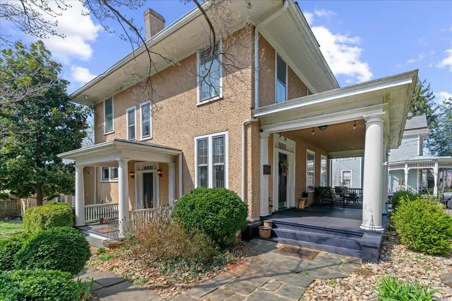 201 Harrison St, Lynchburg, VA 24504 - #3