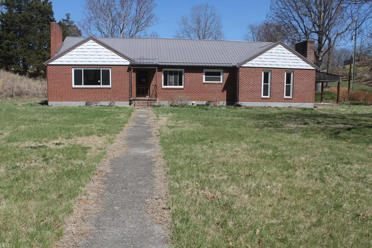 1596 Fort Chiswell Rd, Max Meadows, VA 24360 - #1