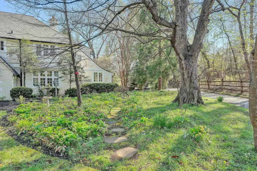 3814 Belle Aire Cir Sw, Roanoke, VA 24018 - #3