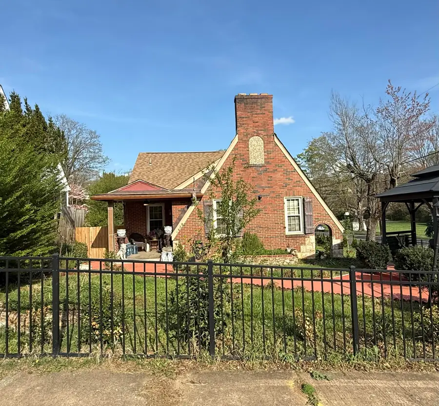 1928 Warrington Rd Sw, Roanoke, VA 24015 - #2