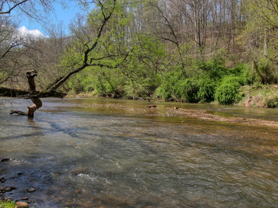 498 Meeks Rd, Penhook, VA 24137 - #2