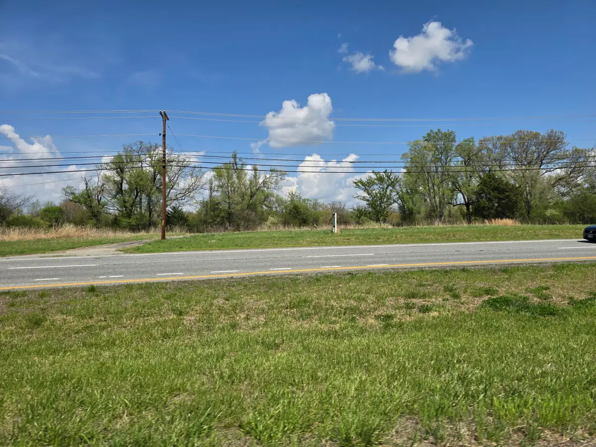 0 B E Lynchburg Salem, Bedford, VA 24523 - #1
