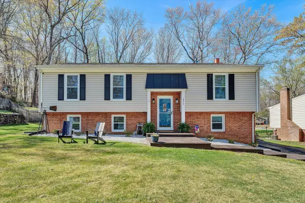 2972 Tree Swallow Rd, Roanoke, VA 24018