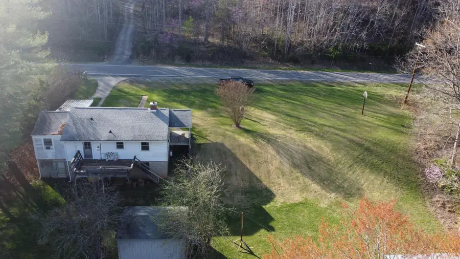 8180 Chatham Rd, Martinsville, VA 24112 - #3