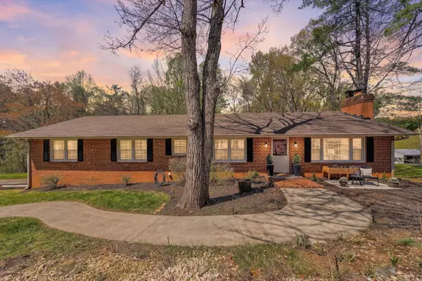 6244 Corntassel Ln, Roanoke, VA 24018