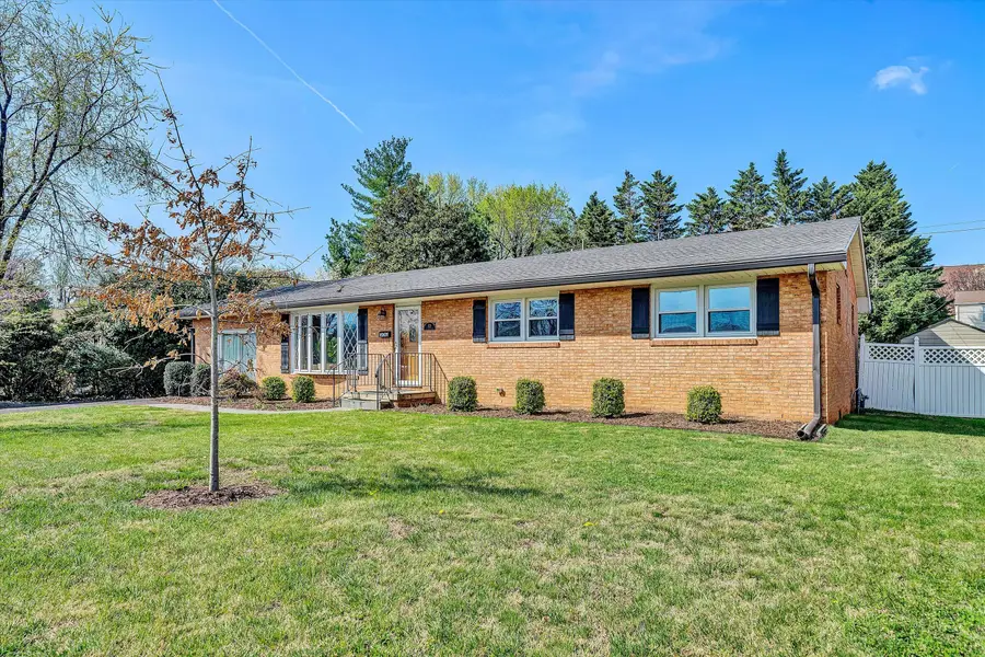 429 Highfield Rd, Salem, VA 24153 - #3