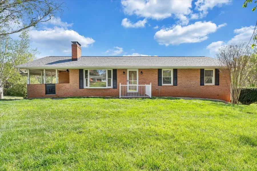 930 Farmington Rd, Hardy, VA 24101 - #2