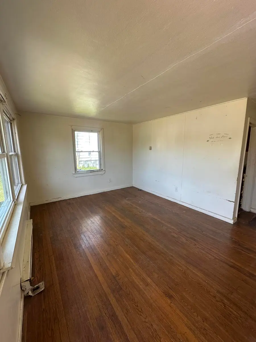 1315 Dudley St Nw, Roanoke, VA 24017 - #2