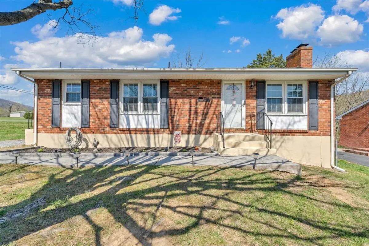 5523 Taney Dr, Roanoke, VA 24019 - #1