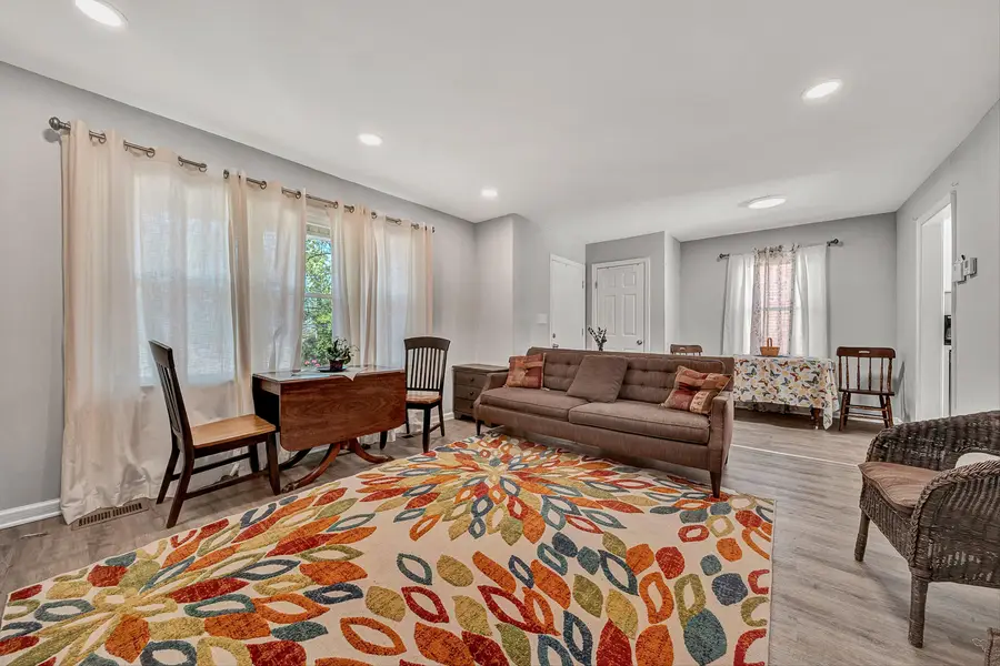 2262 Mountain View Ter Sw, Roanoke, VA 24015 - #3