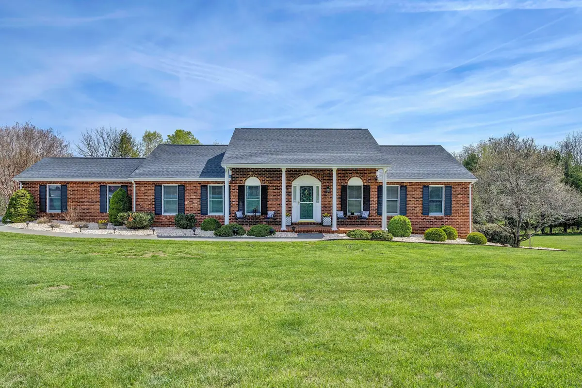 209 Big Maple Dr, Forest, VA 24551 - #1