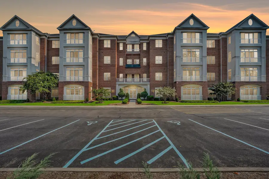 225 23rd St Sw #205, Roanoke, VA 24014 - #3