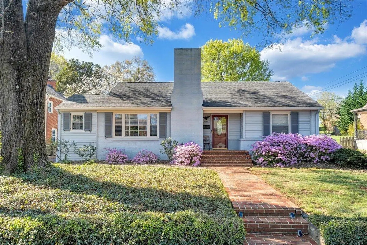 2630 Northview Dr Sw, Roanoke, VA 24015 - #1