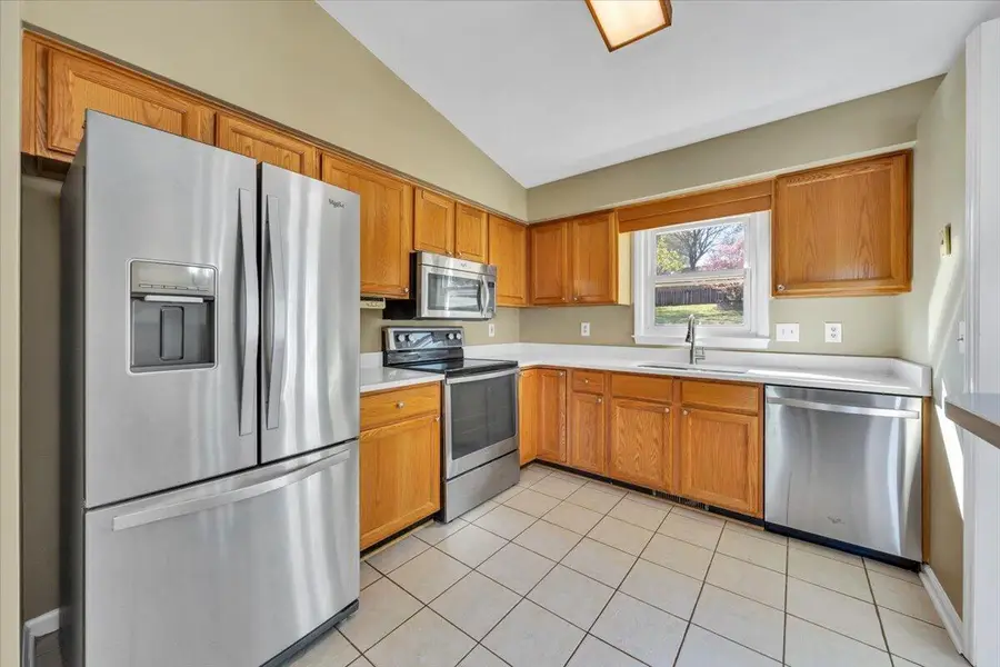 1831 Summerfield Dr, Roanoke, VA 24012 - #3