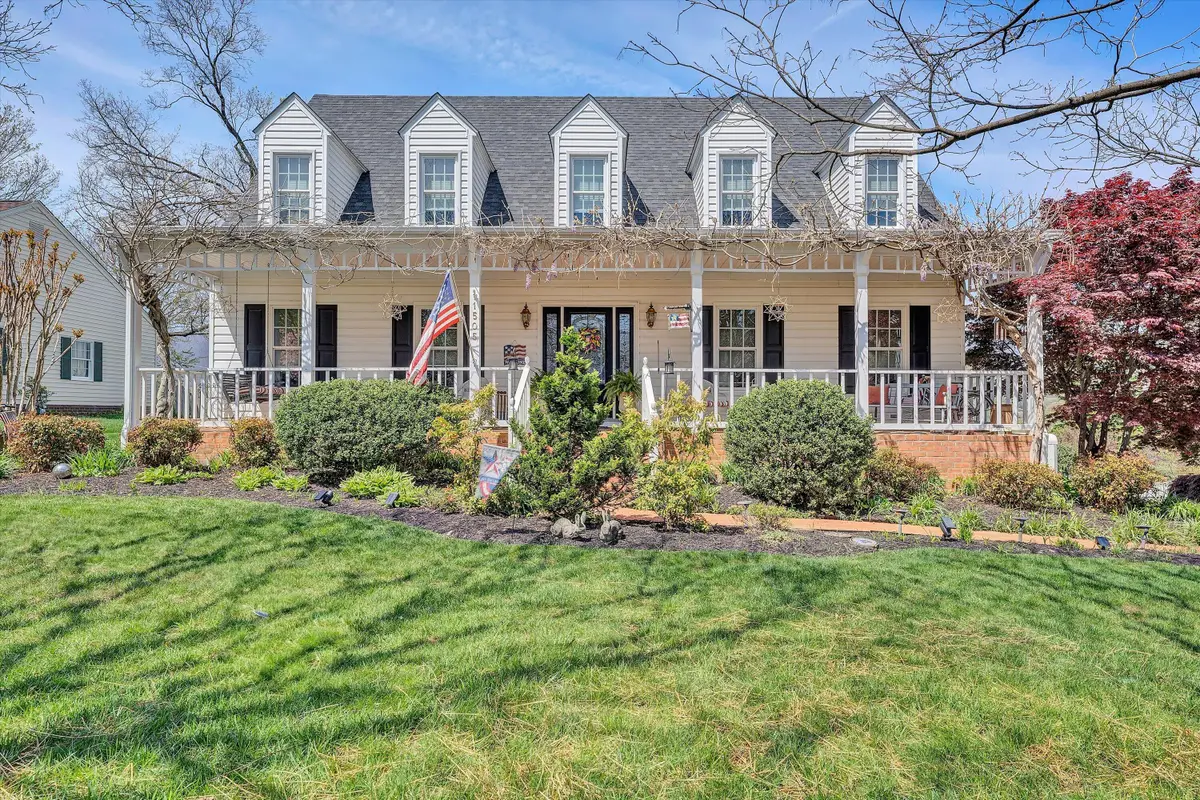 1505 Ashley Dr, Salem, VA 24153 - #1