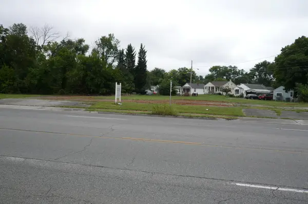 625 W 4th St, Salem, VA 24153