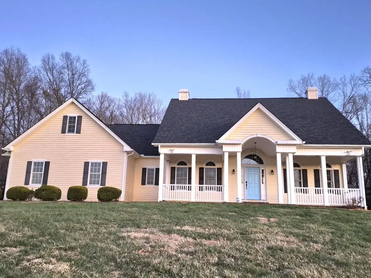 1627 Country Rd, Lynchburg, VA 24504 - #1
