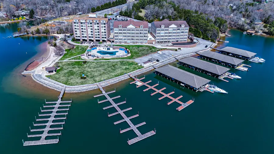 1245 Graves Harbor Trl #2101, Huddleston, VA 24104 - #2