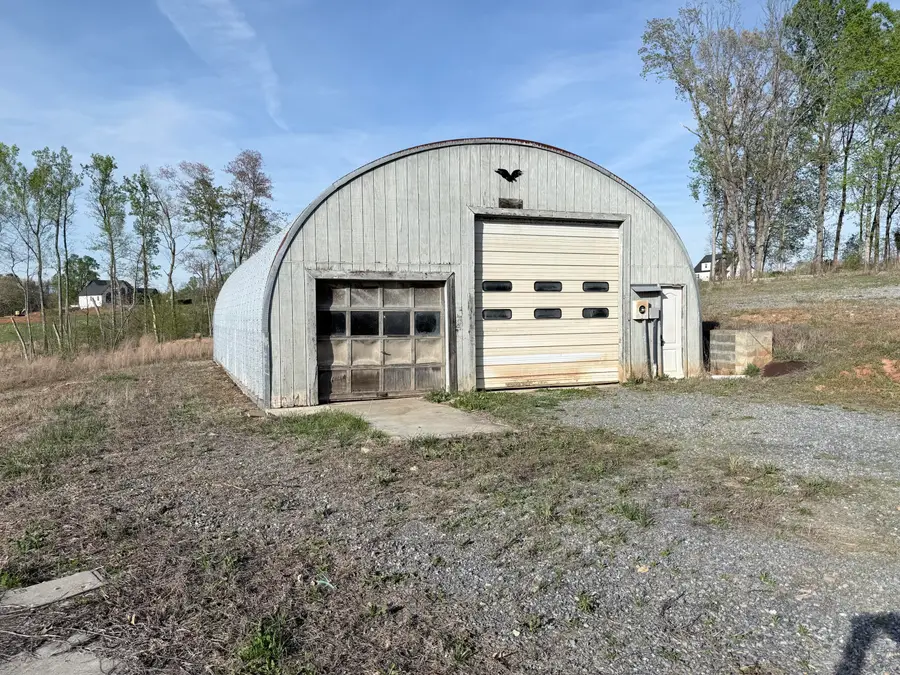 1 & 3 Ashbys Way, Huddleston, VA 24104 - #2