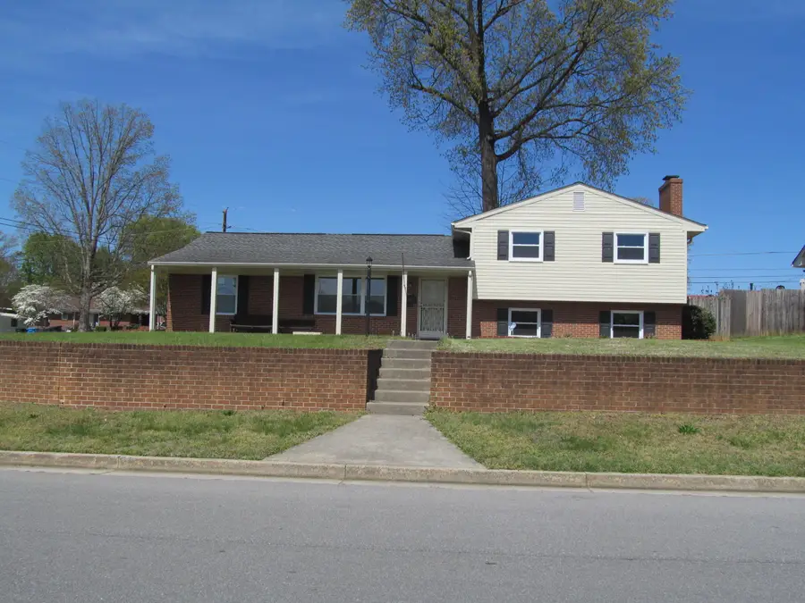 3402 Crittendon Ave Nw, Roanoke, VA 24012 - #3