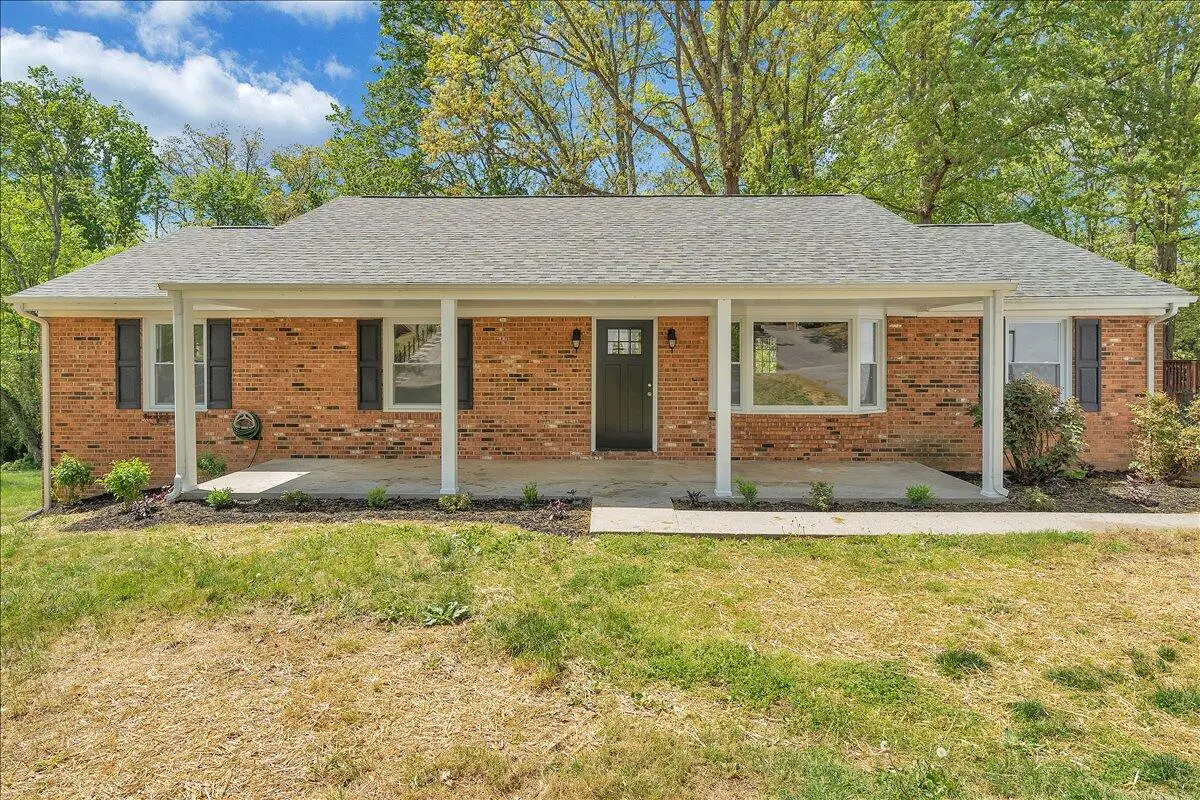 5424 Loblolly Dr, Roanoke, VA 24019 - #1